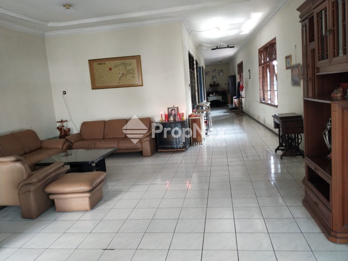 Toko + Rumah Jl Mojopahit dan RA Kartini — foto 4